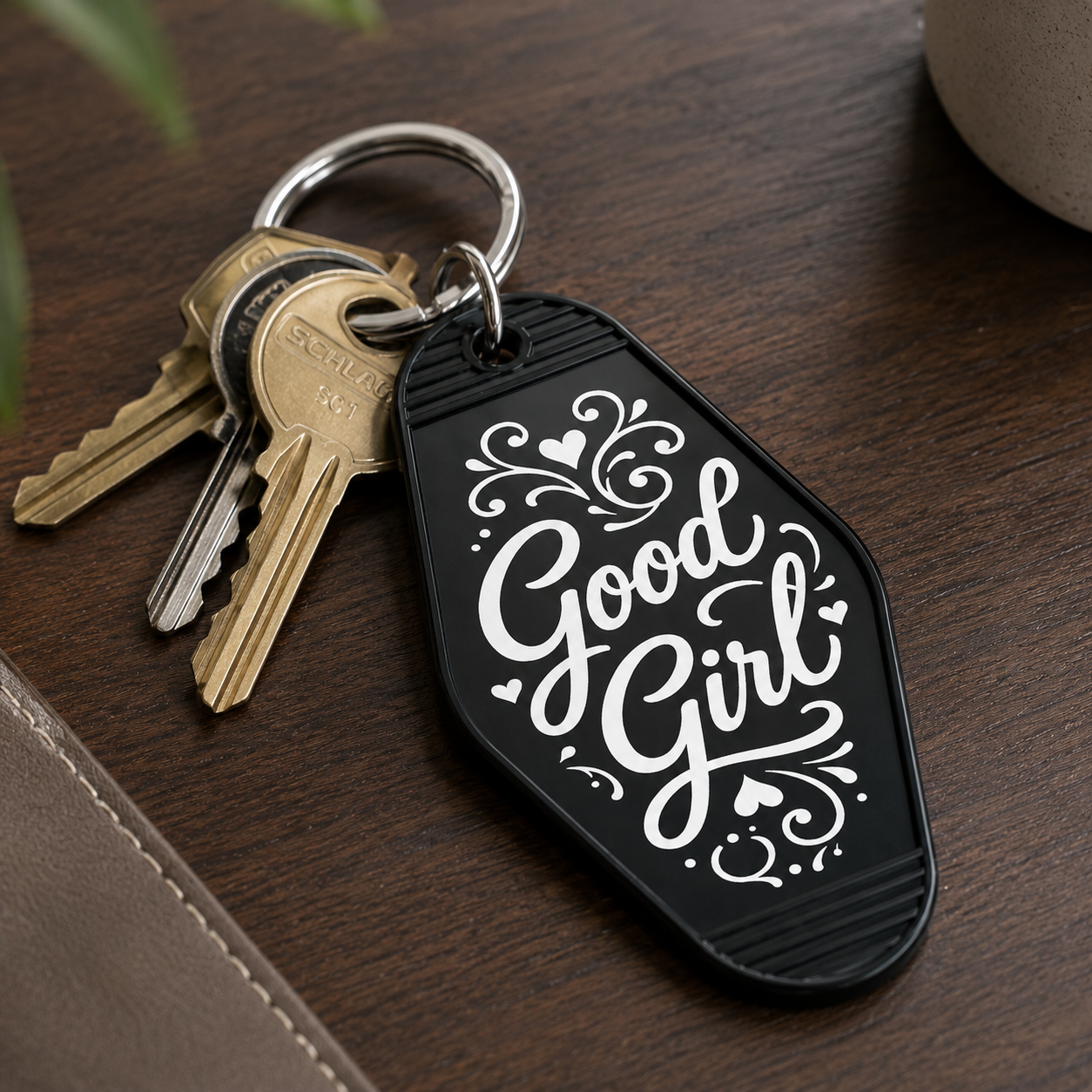 Wholesale Good Girl Room Keychain - Shady Front