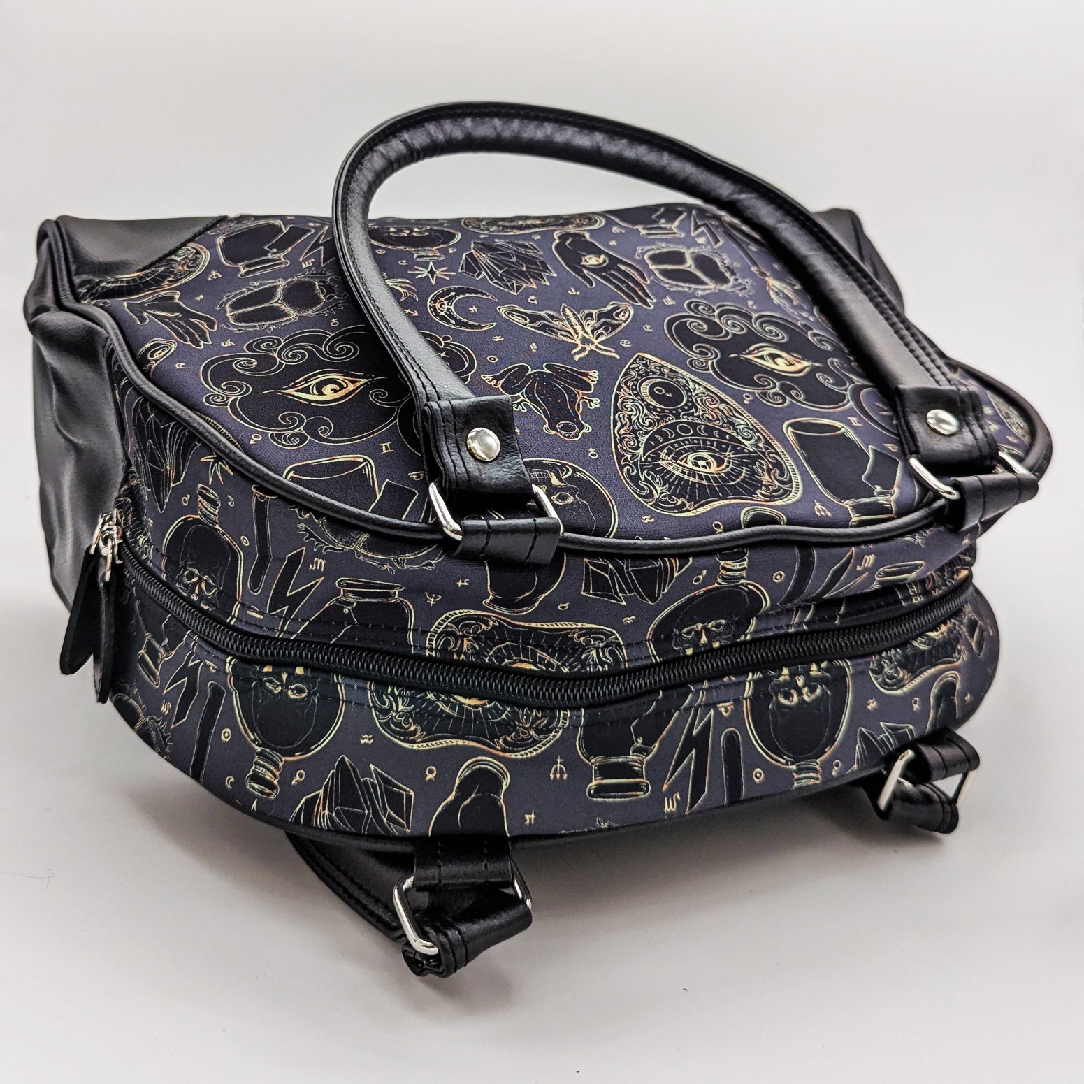 Masonic Esotericism Purse - Shady Front